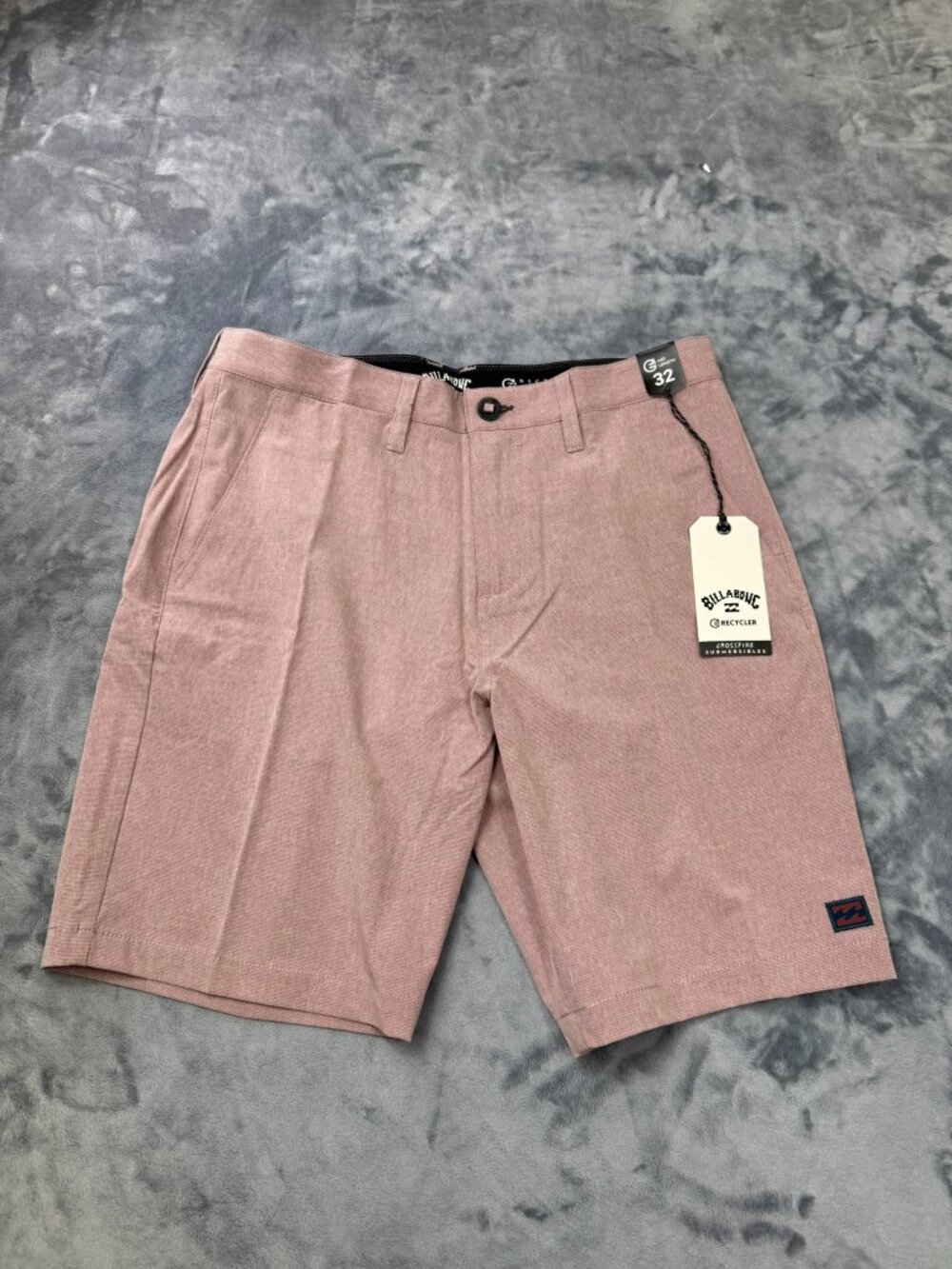 Billabong Crossfire Submersibles Shorts Pockets Mid Length Mens Size 32 NWT